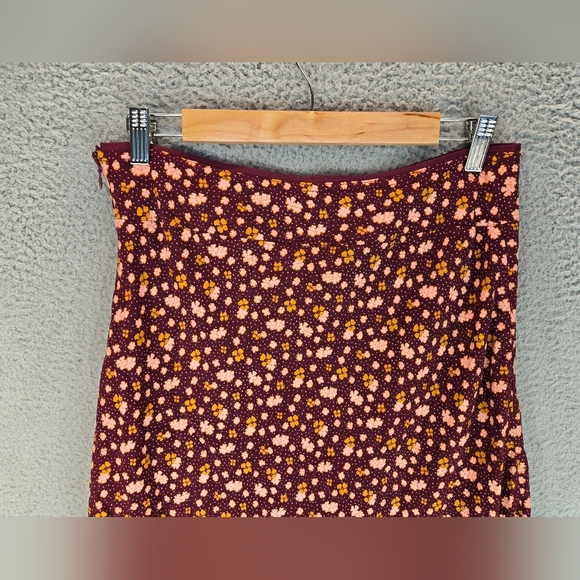 Free People IRL Mini Skirt Sz 6 Purple With Pink Flowers Side Zip Summer Days - Picture 6 of 12